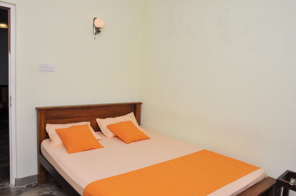 Hanthana Holiday Rooms Kandy Ruang foto